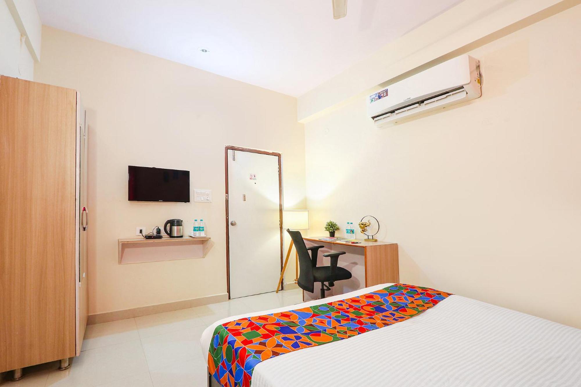 Fabhotel Namaha Suites - Nr Hyderabad International Airport, Shamshabad Exterior foto
